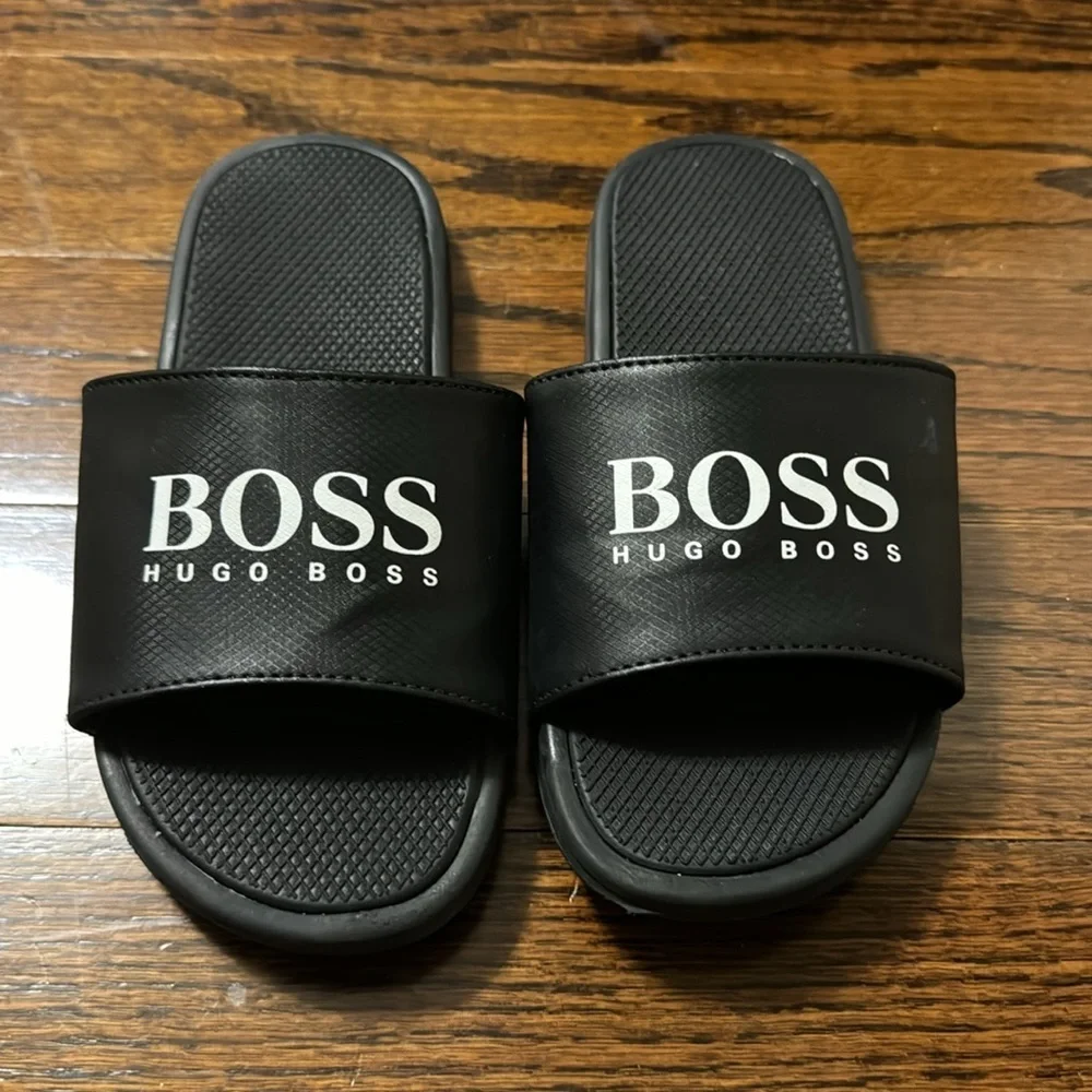 Boss Junior Kids Slide Sandals/Flip Flops Size‎ 2Y (US)